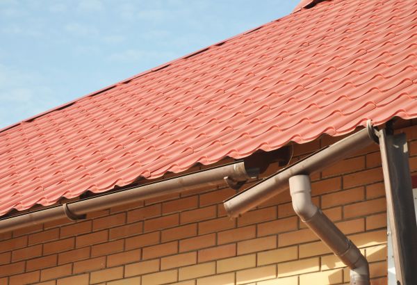 Cost of Loose Gutter Repair in Hopkins